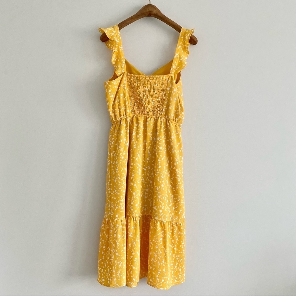 BB Dakota Steve Madden Yellow Crepe Flutter Sleeve Dress Size Small - Picture 4 of 6